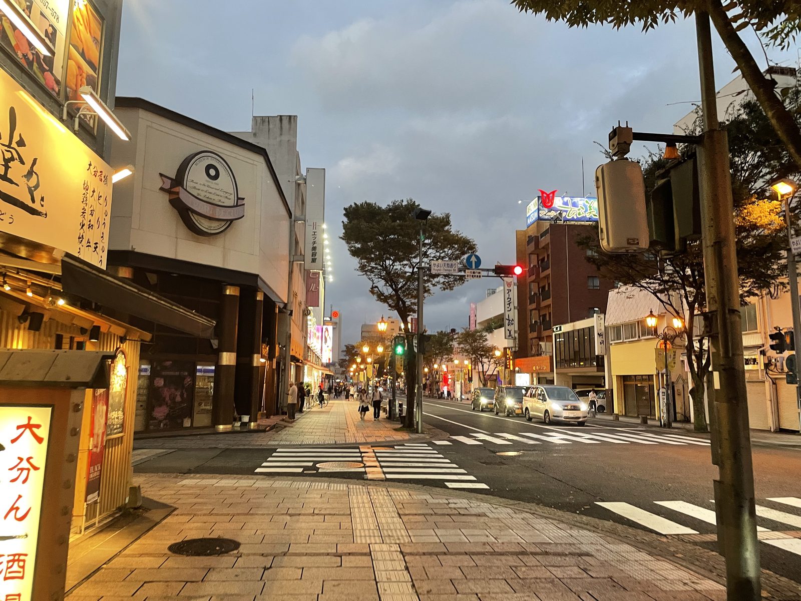 18:11 — 다시 역 쪽으로