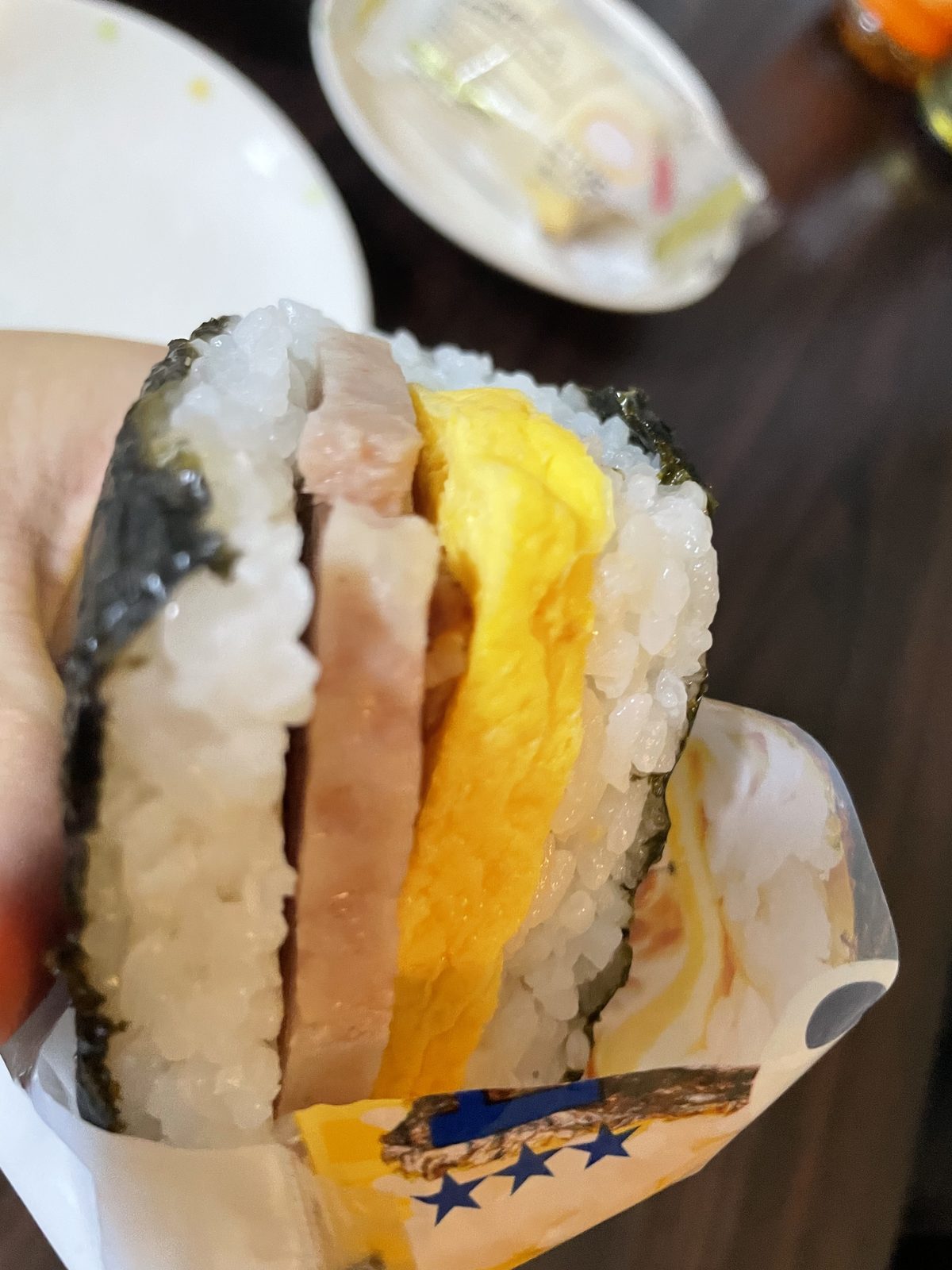 21:58 — 밥, 김, 계란말이, 그리고 햄